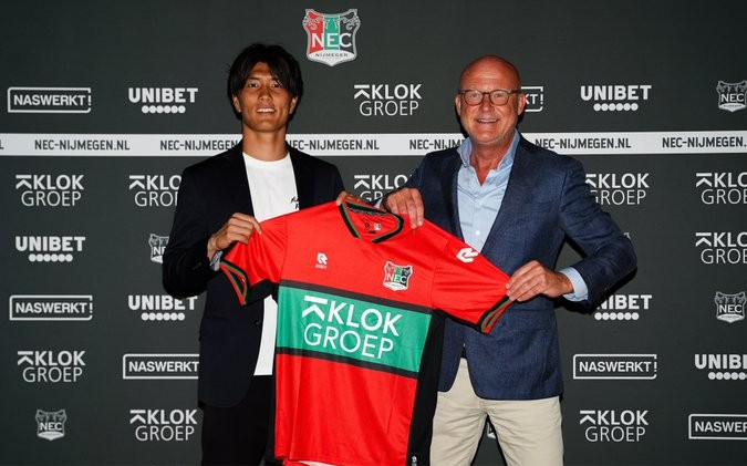 能够为前锋 能够为前锋