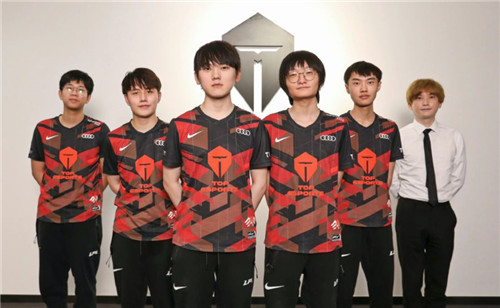 的表现不仅
